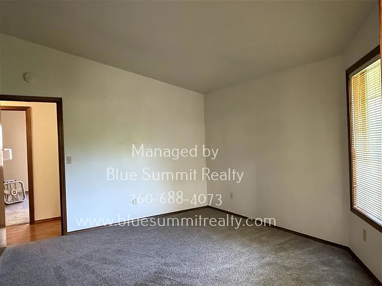 1709 Easthill Pl NW — Photo 9
