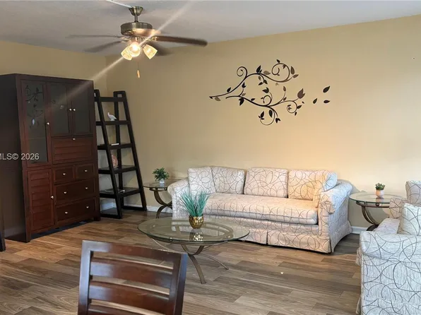 1044 Harwood #D, Deerfield Beach, FL 33442