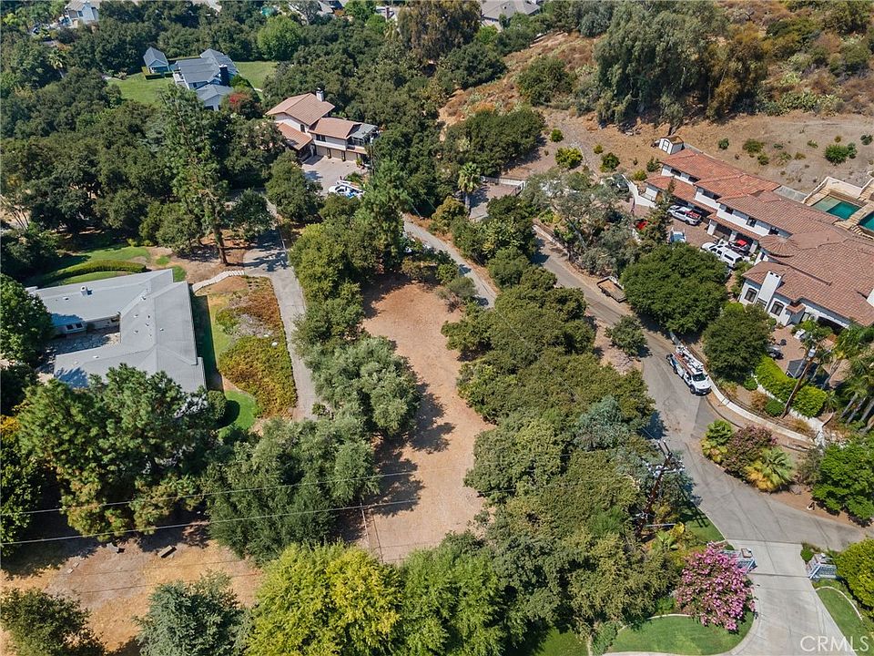 1st image of 0 Edgemont Pl #25