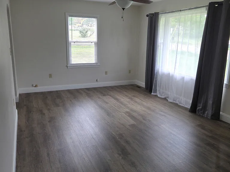 113 Druin St — Photo 11