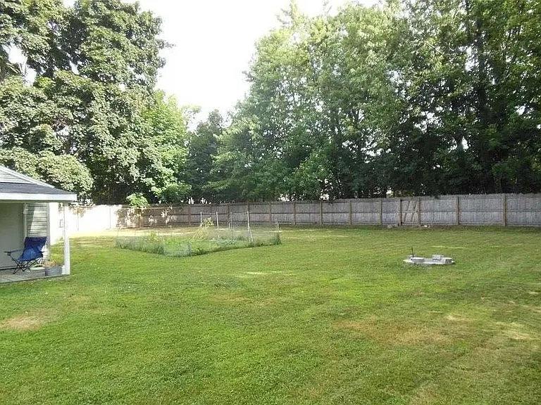 1341 Ohio St — Photo 3