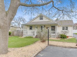 110 E Wisconsin Ave, Silver Lake, WI 53170