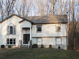 11 Lafontan Rd, South Kent, CT 06785