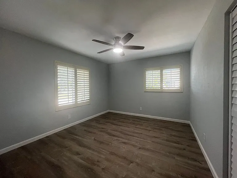 5173 Pineland Ave — Photo 14