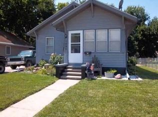 109 S Sumner St, Beatrice, NE 68310