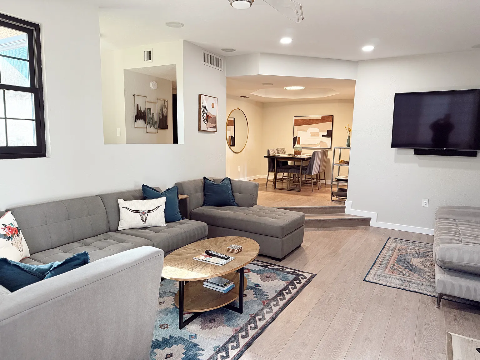 2 bed, 1325 sqft, $3,000 — Photo 3