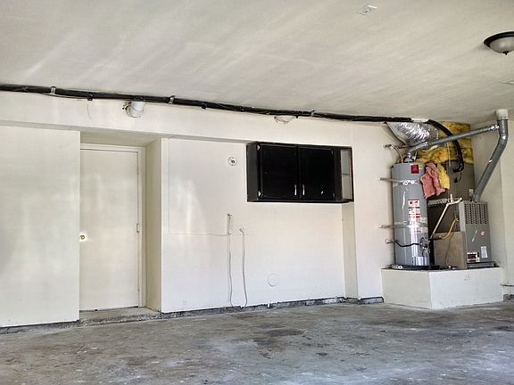 3rd image of 1114 Saint Andrews St