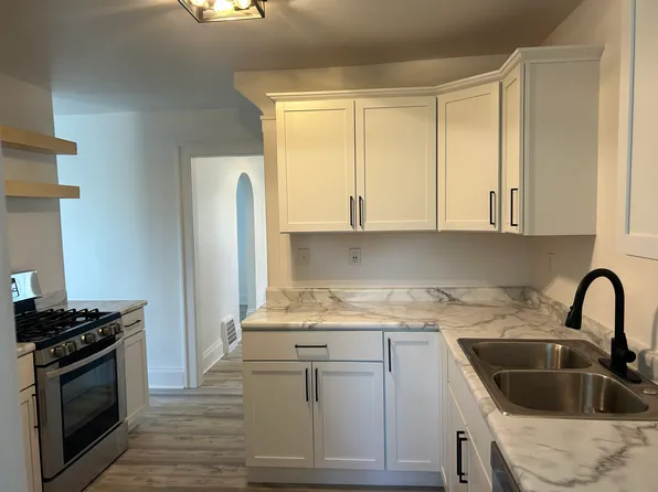 217 16th St NW, Barberton, OH 44203