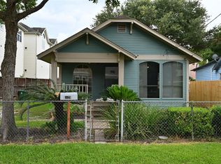 5829 Darling St, Houston, TX 77007