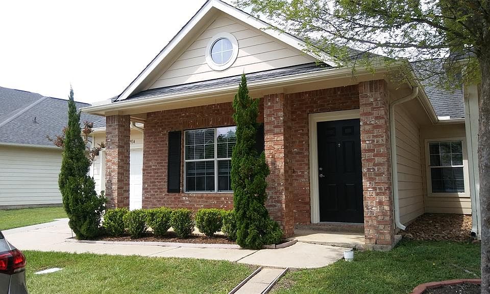 1st image of 20914 Sun Creek Dr