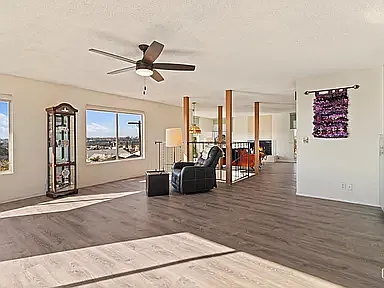 5505 Seifert St — Photo 12