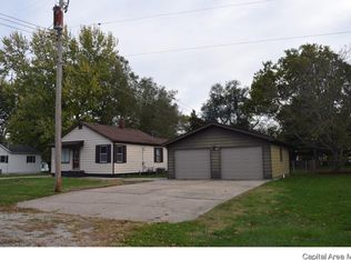126 W Main St, Thayer, IL 62689