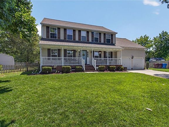 2nd image of 805 Dolph Cir