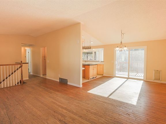 5th image of 723 W Elwood Dr