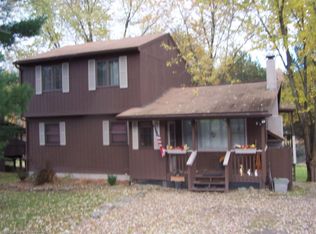 2356 Tanglewood Ln, Lake Ariel, PA 18436