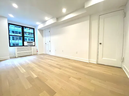 Rented by The Dermot Realty Management Company | media 13