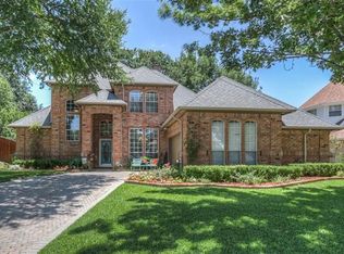 225 Springhill Dr, Hurst, TX 76054