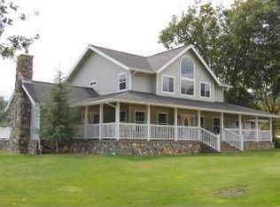 3019 Cedar Flat Rd, Williams, OR 97544