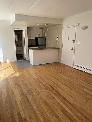 Rented by Bahar Management | media 3