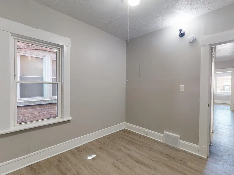 8111 Madison Ave — Photo 20