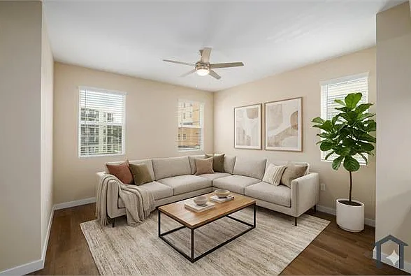 203 N University Dr — Photo 4
