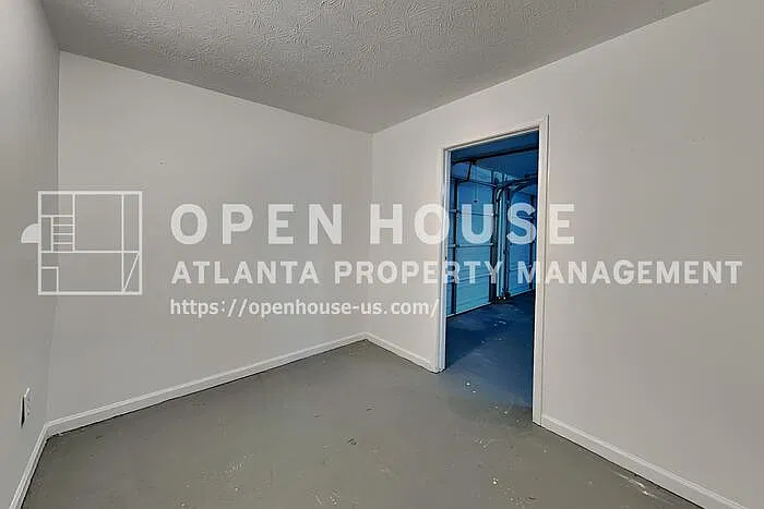 1627 Eric Cir — Photo 17