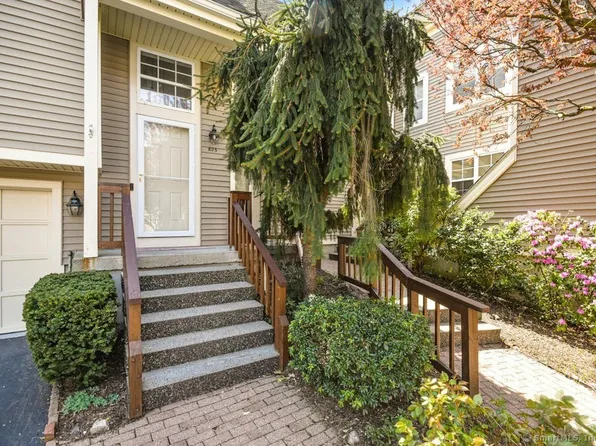 805 Foxboro Drive #805, Norwalk, CT 06851
