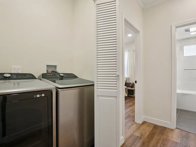 540 W Avenue 28 — Photo 44
