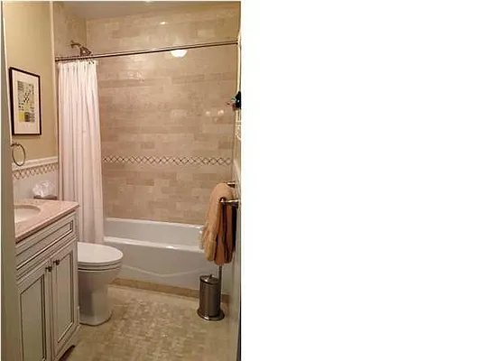 Sold by Ann Ferguson, LLC | media 2