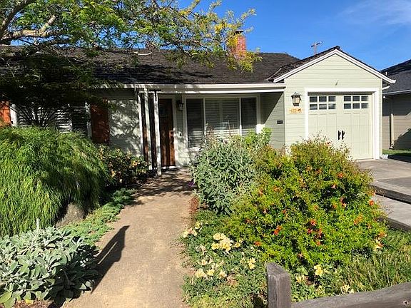 2nd image of 622 Enright Ave