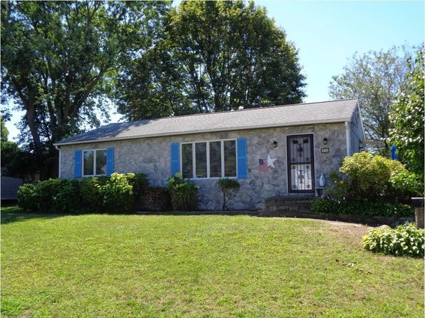 85 Canario Dr, Warren, RI 02885