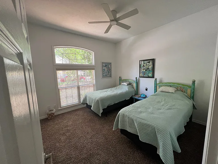 9431 SW 38th Ln — Photo 12