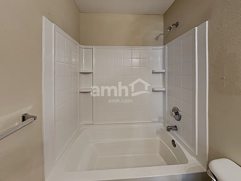 8427 Cotton Valley Ln — Photo 16