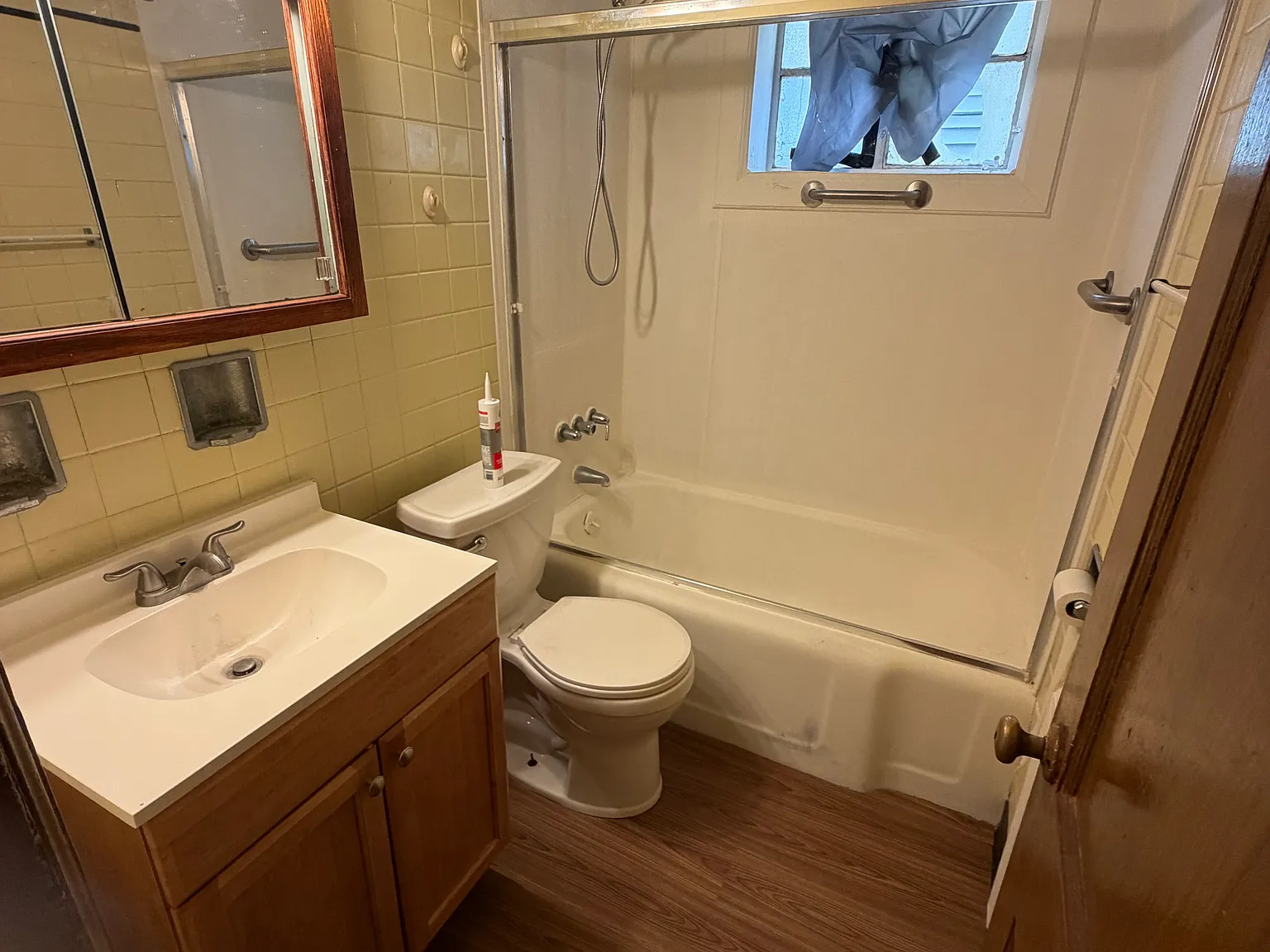 1 bed, 800 sqft, $1,750 — Photo 3