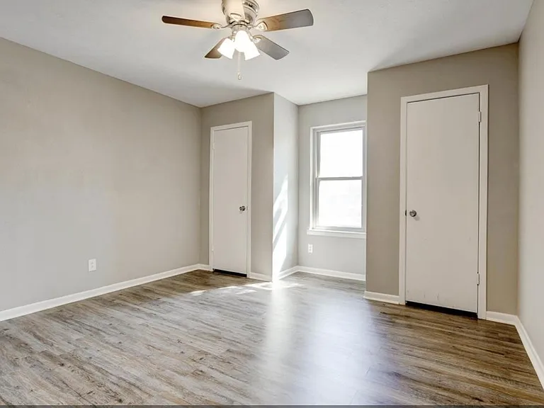 1428 Laurel Ln — Photo 11