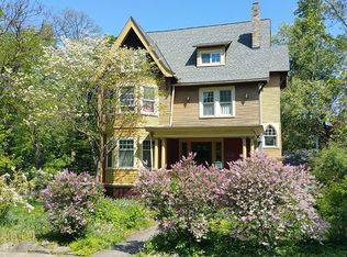 2959 Somerton Rd, Cleveland Heights, OH 44118