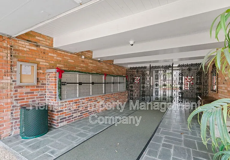 8401 N New Braunfels Ave #1-240 — Photo 29