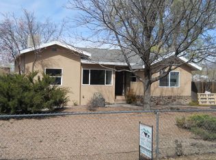 131 Vineyard Rd NW, Albuquerque, NM 87107