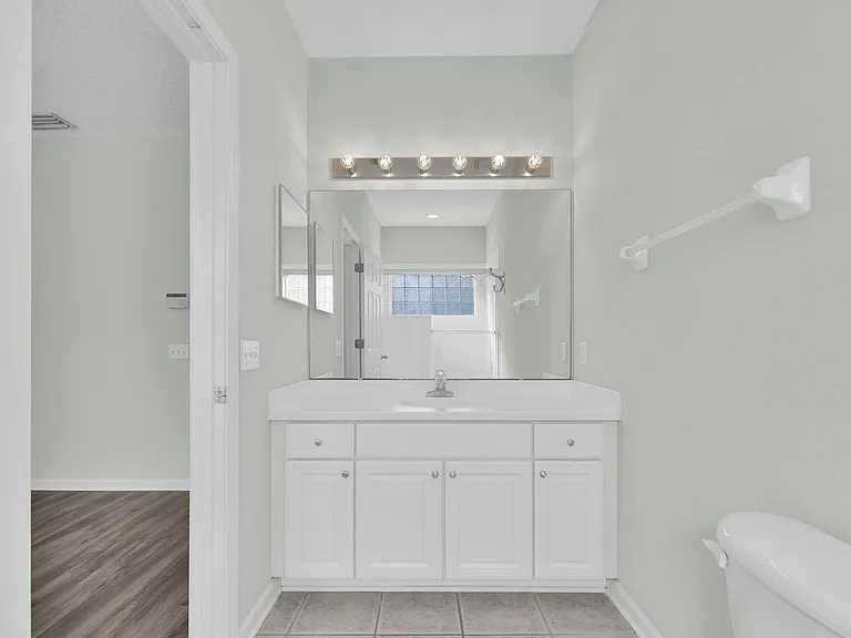 1745 Forest Lake Cir W #2 — Photo 18