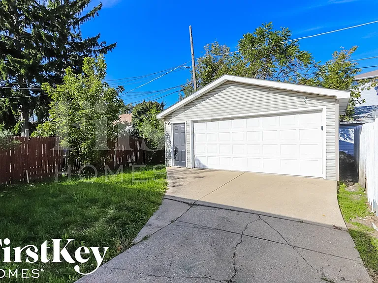 1306 Brookside Ave — Photo 15