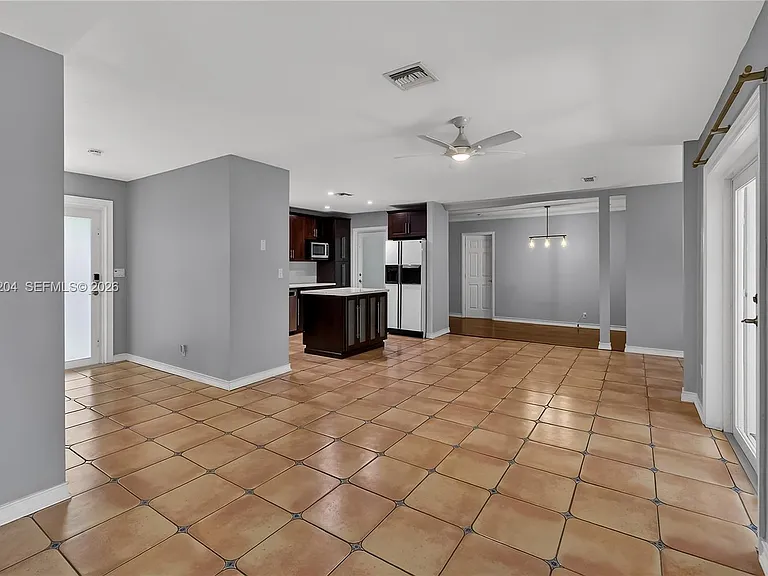 6767 SW 154th St — Photo 8