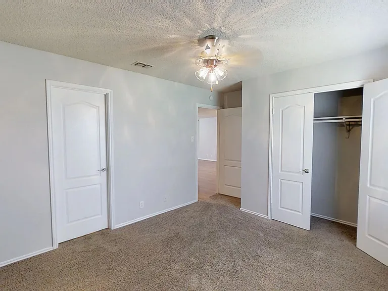 Country View Apartments — Photo 58
