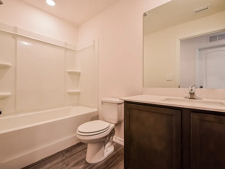 189 Blackstone Dr — Photo 16