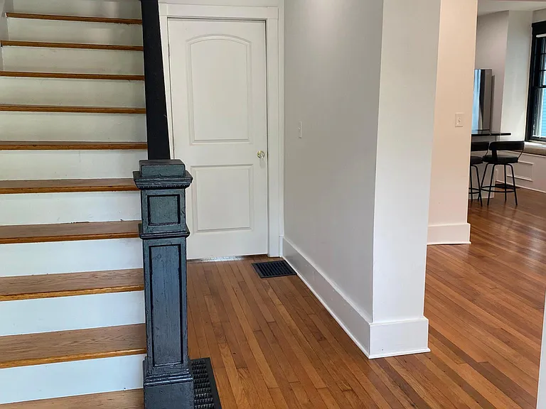 entrance with laundry/butler pantry door closed