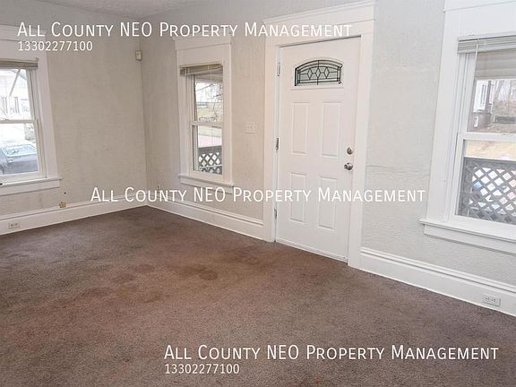 3rd image of 338 Gold St