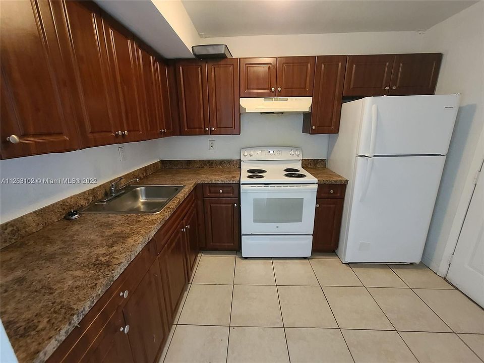 1st image of 3600 NW 21st St APT 307
