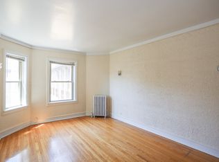 1422 W Farwell Ave #3, Chicago, IL 60626