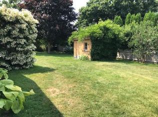 4 Kent Rd, Middletown, RI 02842