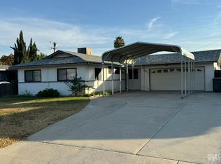 931 Redwood Dr, Bakersfield, CA 93308