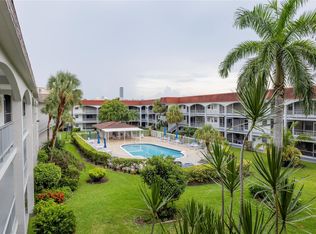 581 Blue Heron Dr APT 310-B, Hallandale Beach, FL 33009